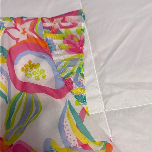 Colorful Abstract Women's Blouse - Picture 5 of 7